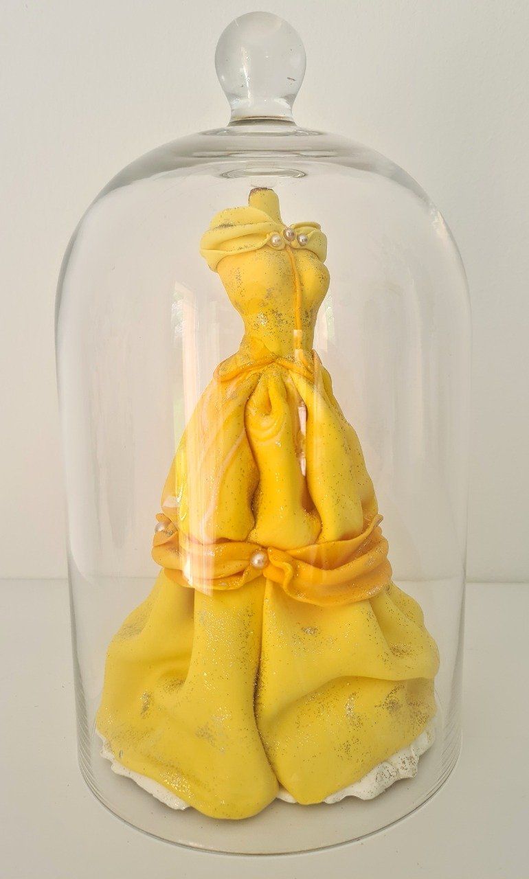 La robe sous cloche de Raiponce inclus dans le thème - Rose-d-or